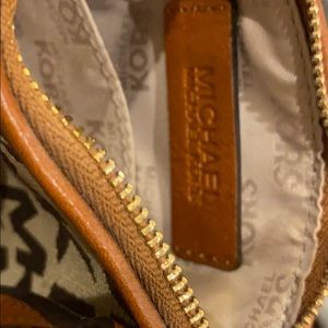 Michael kors wristlet